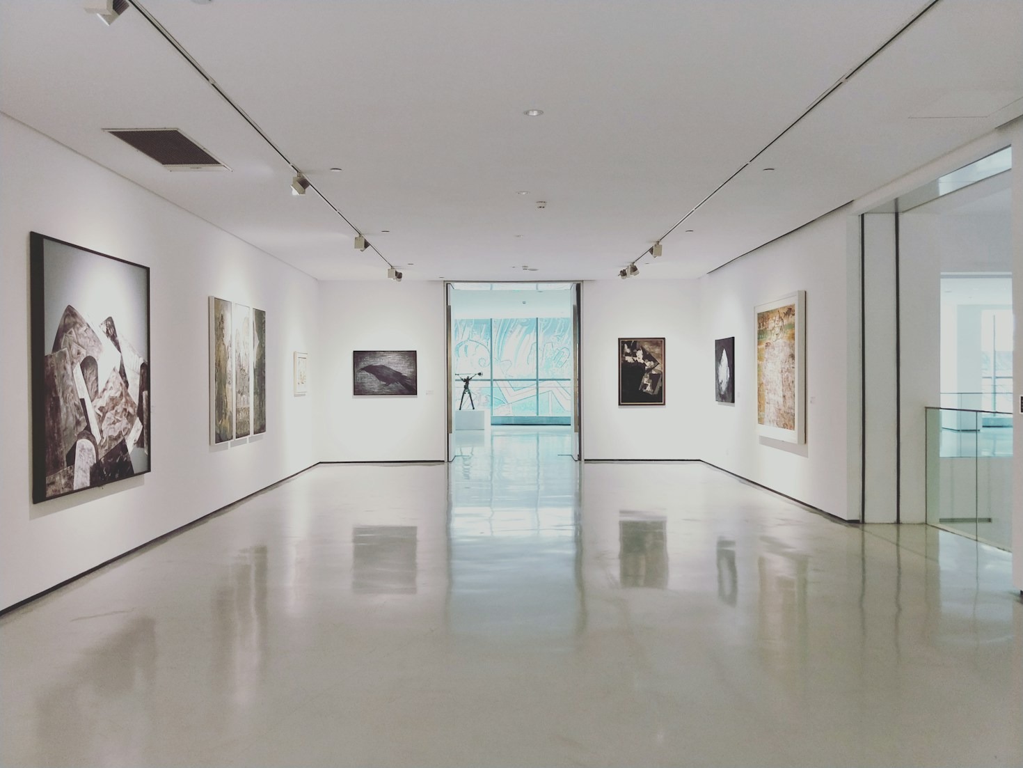 5 Reasons to Choose Unique Art for Your Home
